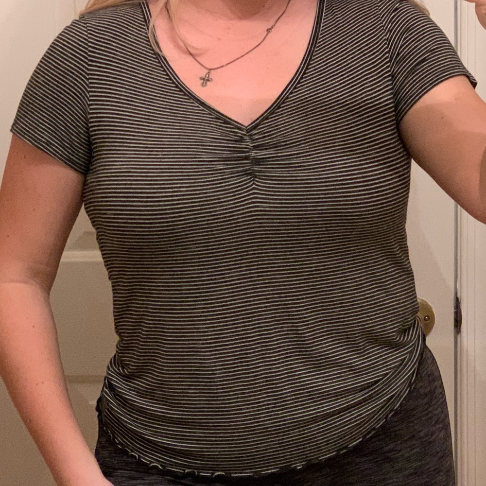 AMERICAN EAGLE SOFT AND SEXY T SHIRT
